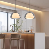 Moderna viseća svjetiljka od mliječnog stakla